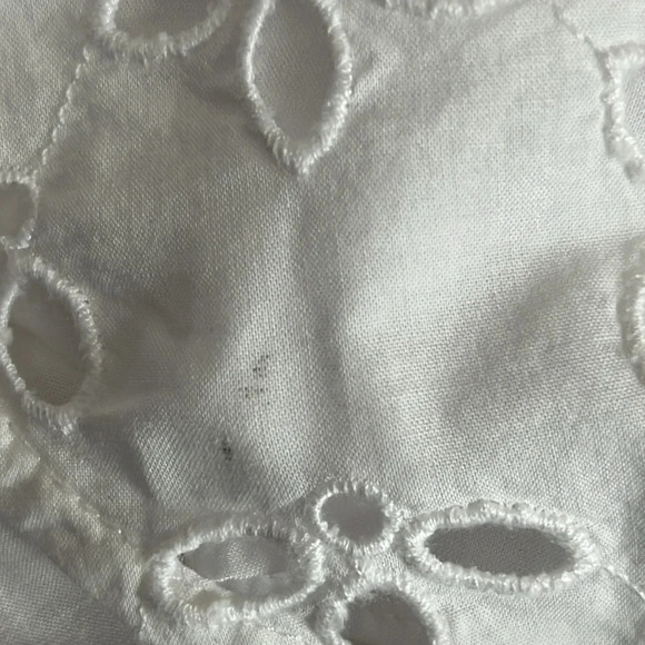 J. Crew Spring Garden Eyelet Blouse in White - Size 6 - Picture 11 of 11